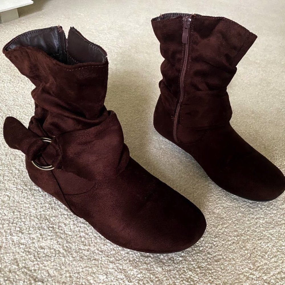🌟 LAST CALL!!! 🌟 LIKE NEW! Forever Brown Faux Suede Western Booties
